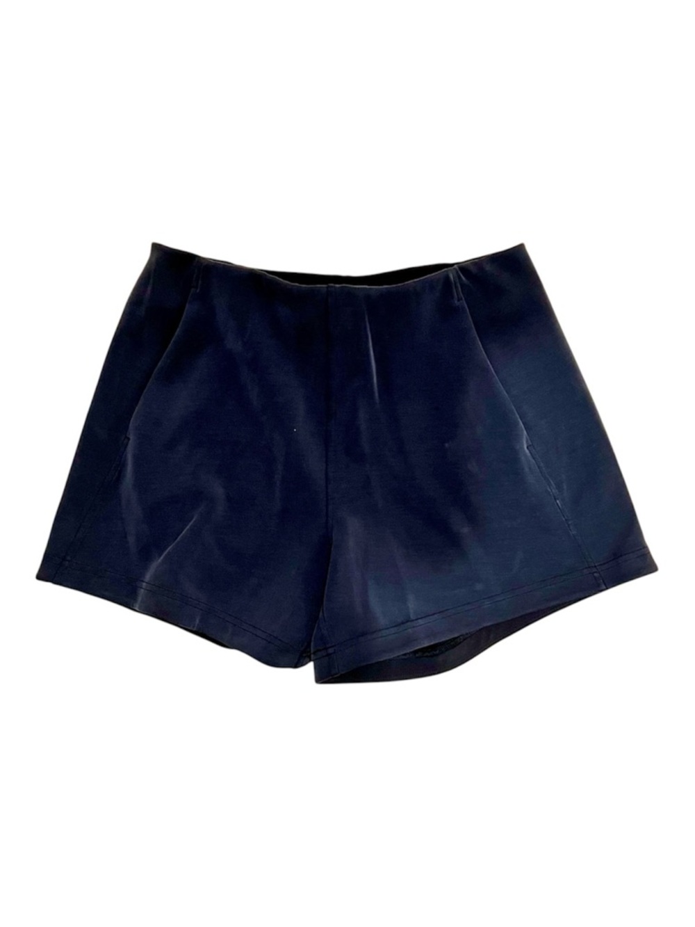 Lululemon Softstreme Shorts womens 6 inseam 4"